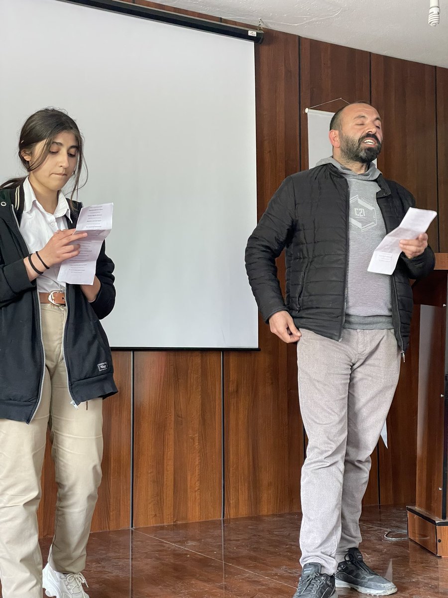 TokiLisesi's tweet photo. Öğretmen ve öğrencilerimizin hazırlamış oldukları şiir dinletisi programı,emeği geçenlere teşekkür ederiz. @yuksekova_mem @YusufAtael https://t.co/PPgwga5ojv