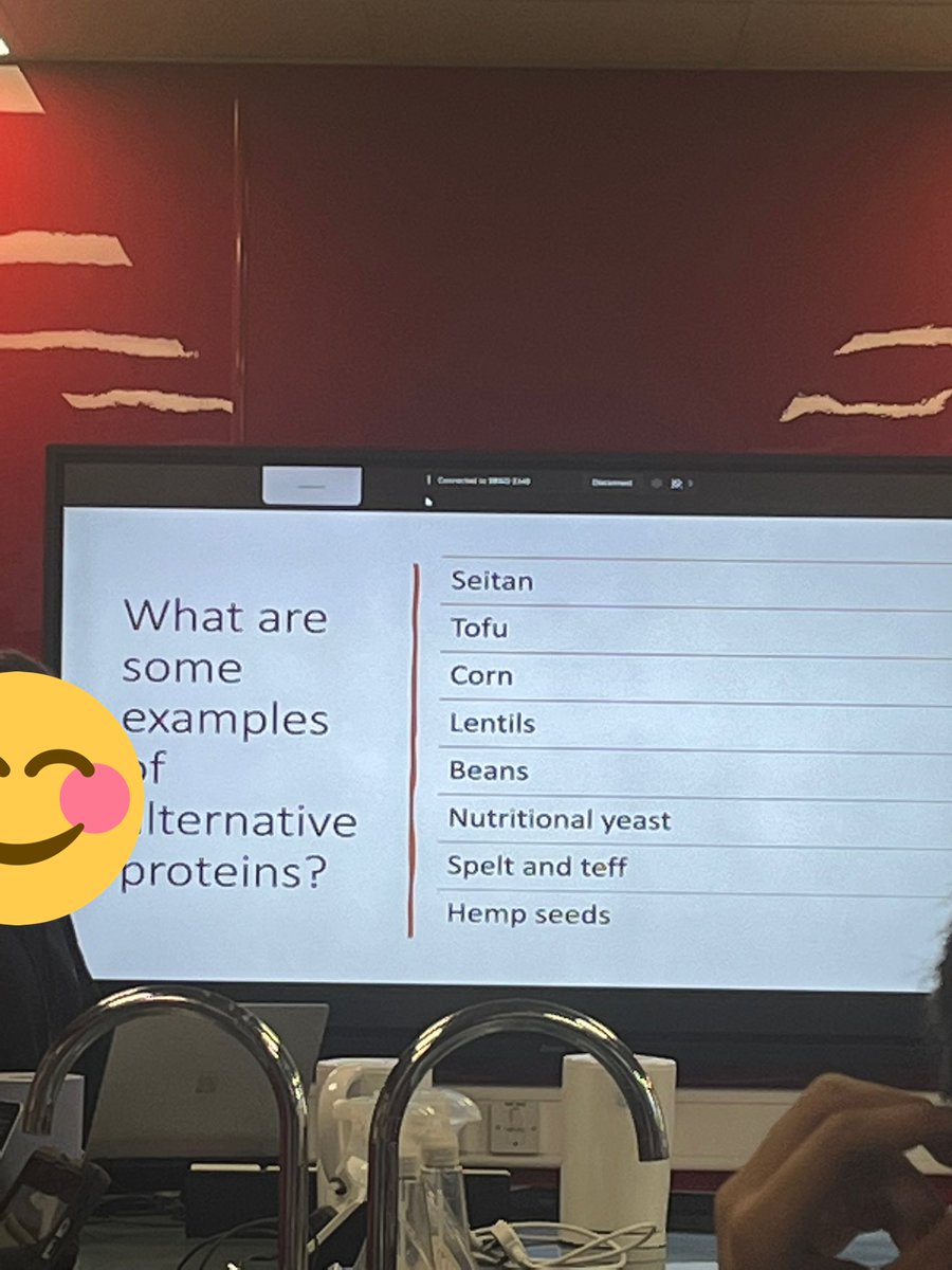 Some more #mvsyear10 pupils delivering their presentations on #proteinalternatives in todays lessons