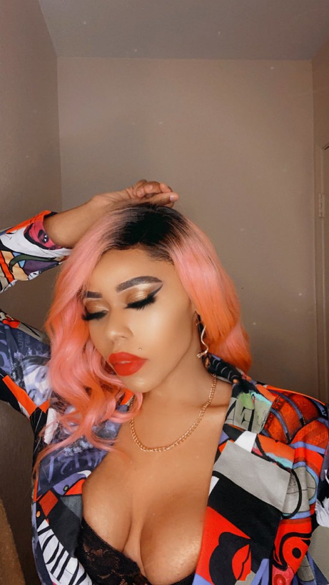 yayatheestylist's tweet photo. Blazer : @SHEIN_Official @SHEINX_official 🔥🔥🔥
#shein #sheinofficial #sheinstyle #sheinblazer #cuteblazer #styleoftheday #styleinsp #igstyle #ootd #versacevibes #vintageversace #fashion #vintageversaceprint #voguevibes #styledbyme #ootd #styleblogger https://t.co/6z6S6kHM2Y