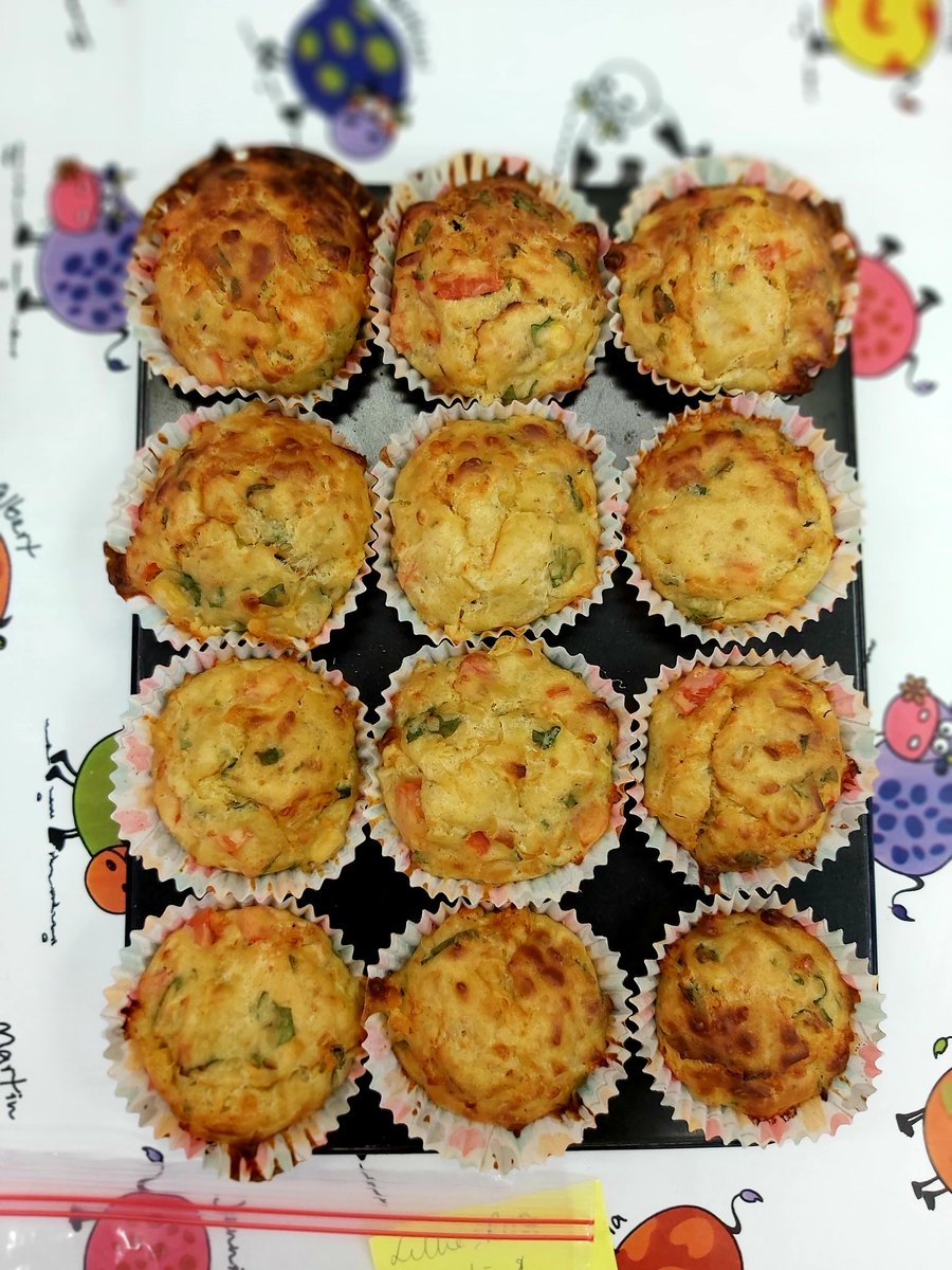 ChilternOutdoor's tweet photo. Very proud of the children in my afterschool Cooking Club with Miss Stapleton. Cheese &amp; Vegetable Muffins in week 1 and Chocolate Mandarin Pudding this afternoon! @ChilternSch https://t.co/Pfdchhjjrx