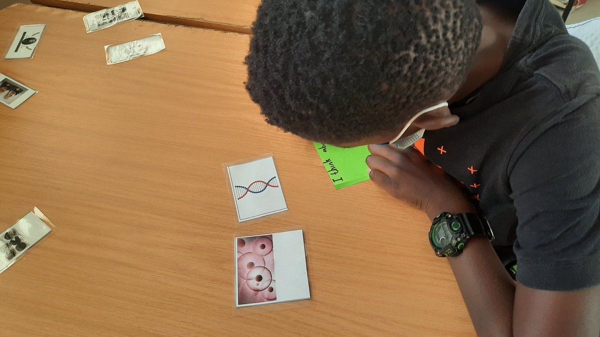 Debisa64592273's tweet photo. Unit 6 provocation tuning into #HTWW, students looked at various pictures and completed the I See, I Think, I Wonder chart. Amazing discussions and questions arose. #LearningatWIS https://t.co/G3PVyrS6EP