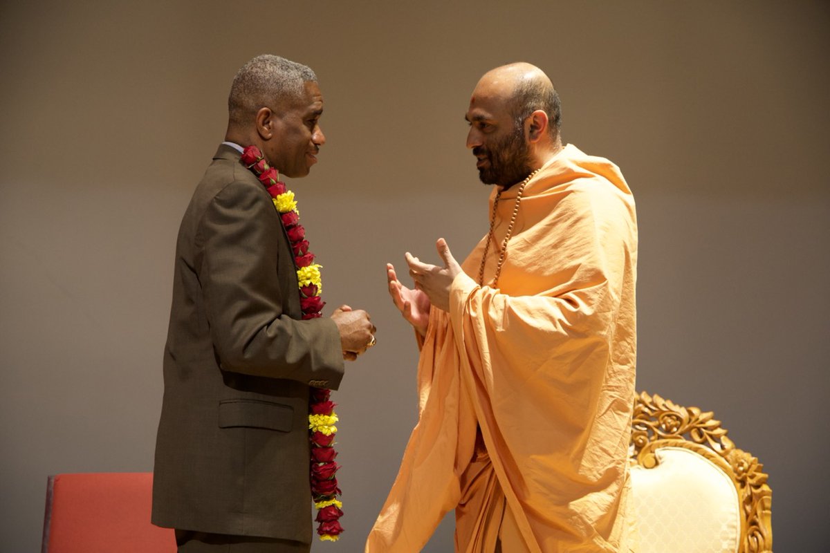 BAPS Chicago tweet media