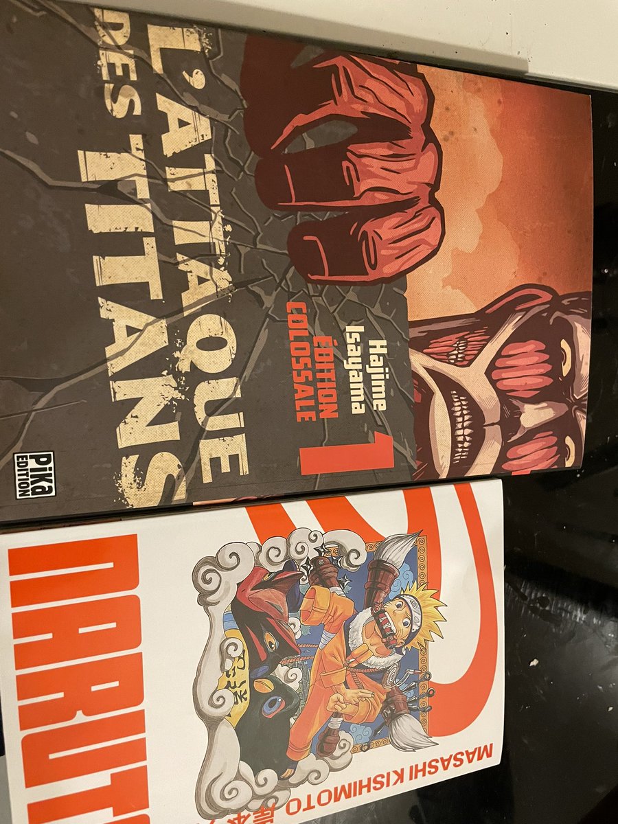 GincoAsylum's tweet photo. Petite éditions très sympathique pour NARUTO  édition 20 ans et l’Attaque des Titans édition colossale 🥰 https://t.co/Inuil5UpBO
