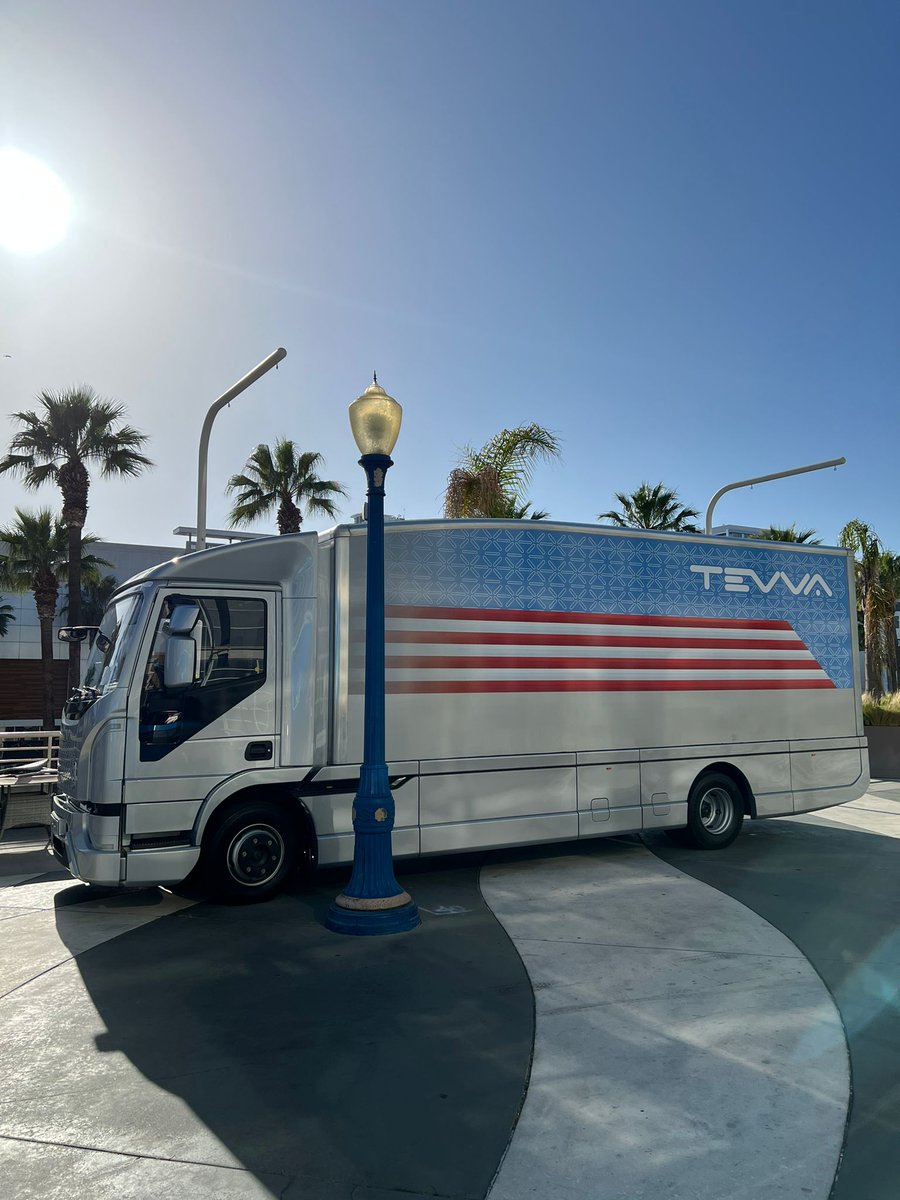 TevvaTrucks's tweet photo. Driving &amp; maintaining electric trucks, stories from the road, the human side of going electric aswel as all the data on battery performance,  charging performance and more is available over on the @NACFE_Freight #runonless website. Go check it out! LIVE #actexpo22 @ACTExpo https://t.co/S634lJvQwf