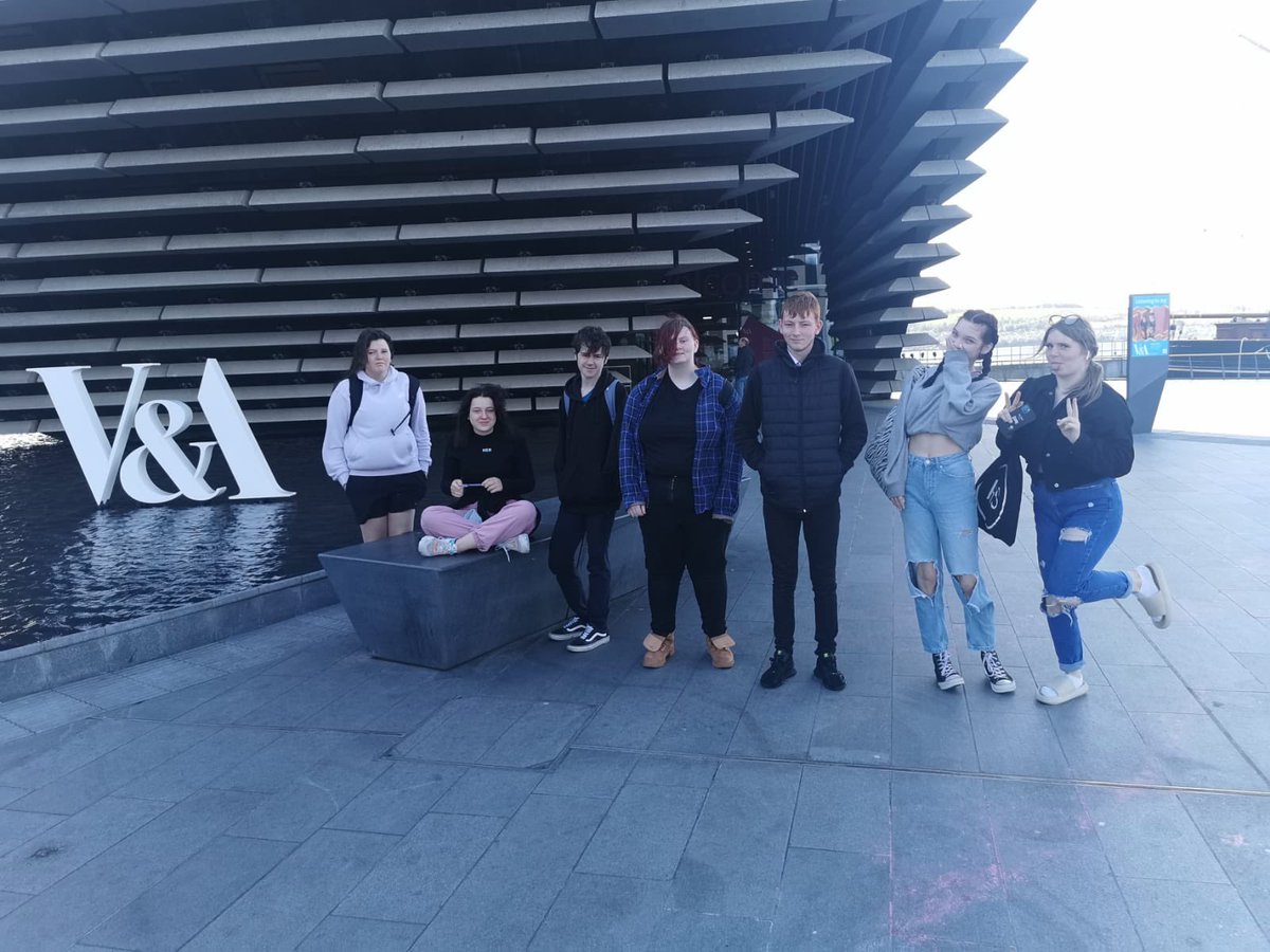 Day 3 yesterday of Young Apprentice Skills Academy started with a trip out to the V&amp;A, Urban beach, ice cream and topped off with an afternoon with PE. Thanks to Miss Hodgson, Miss Bignal, Miss Mccluskey, PE department and the V&amp;A. <a href="/Craigie_High/">Craigie High School</a> <a href="/CraigiePtg/">PTG Greenfield Academy</a> <a href="/VADundee/">V&A Dundee</a>