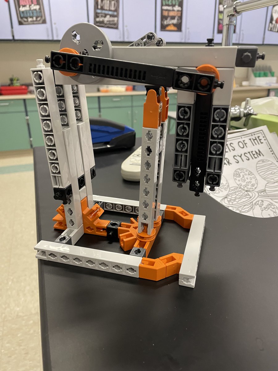 FasdFoundation's tweet photo. Mrs. Crytzer was awarded the Building Engineers through STEAM Classroom Grant by the FASD Foundation!
5th graders building with the Engino Simple Machines sets!
@BuffaloElemSch @FreeportAreaSD #fasdfoundation https://t.co/jdqS6Uf6hZ