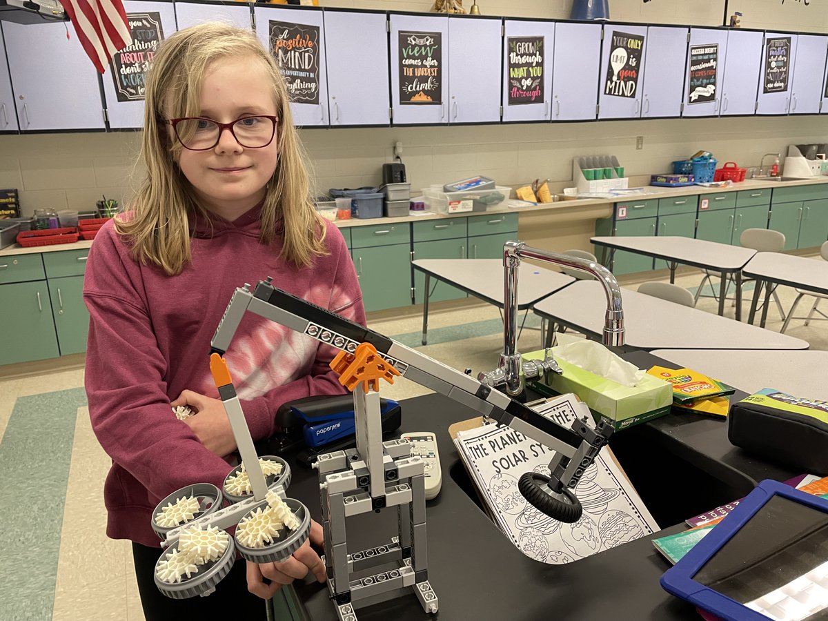 FasdFoundation's tweet photo. Mrs. Crytzer was awarded the Building Engineers through STEAM Classroom Grant by the FASD Foundation!
5th graders building with the Engino Simple Machines sets!
@BuffaloElemSch @FreeportAreaSD #fasdfoundation https://t.co/jdqS6Uf6hZ