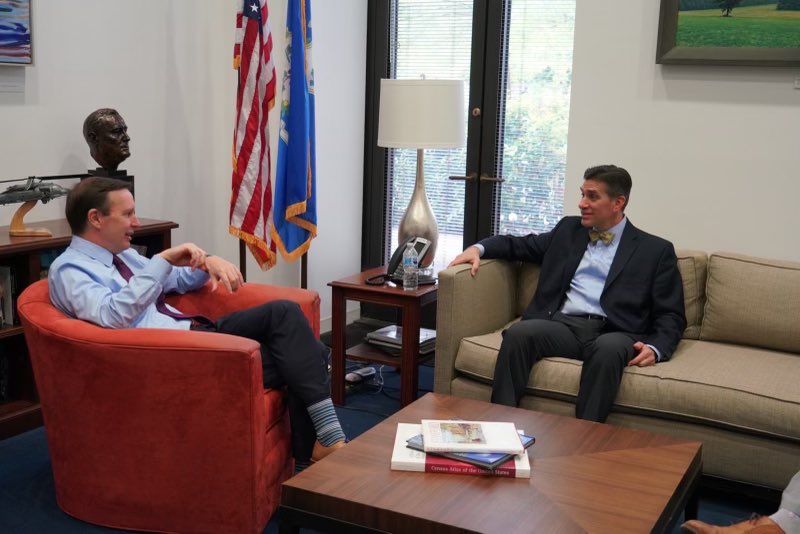 Chris Murphy 🟧 tweet media