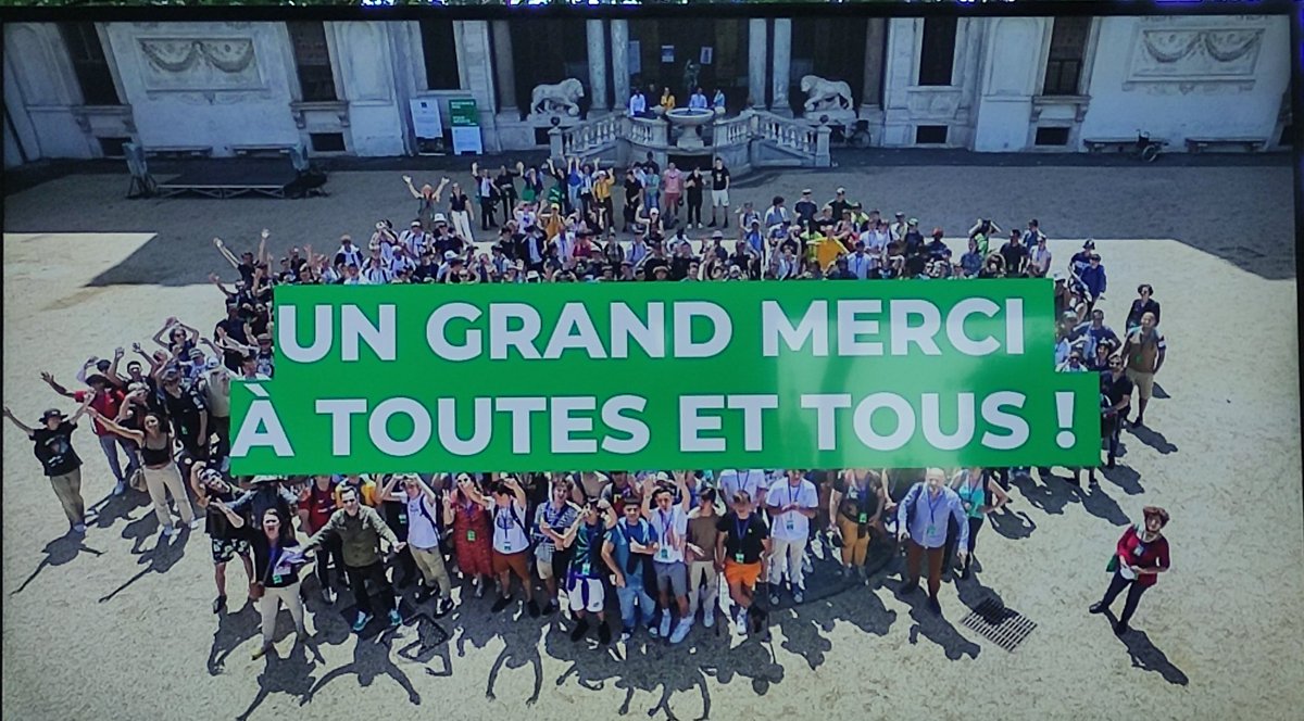 SRAREICPoitiers's tweet photo. 12 chefs-d'œuvre réalisés par les élèves du campus Forêt Bois @RANouvAquitaine présentés à la @VillaMedicis : un vrai stage intensif d'émerveillement !
🙏 @NvelleAquitaine 🙏 @campusforetbois https://t.co/ZhLd9wskU0