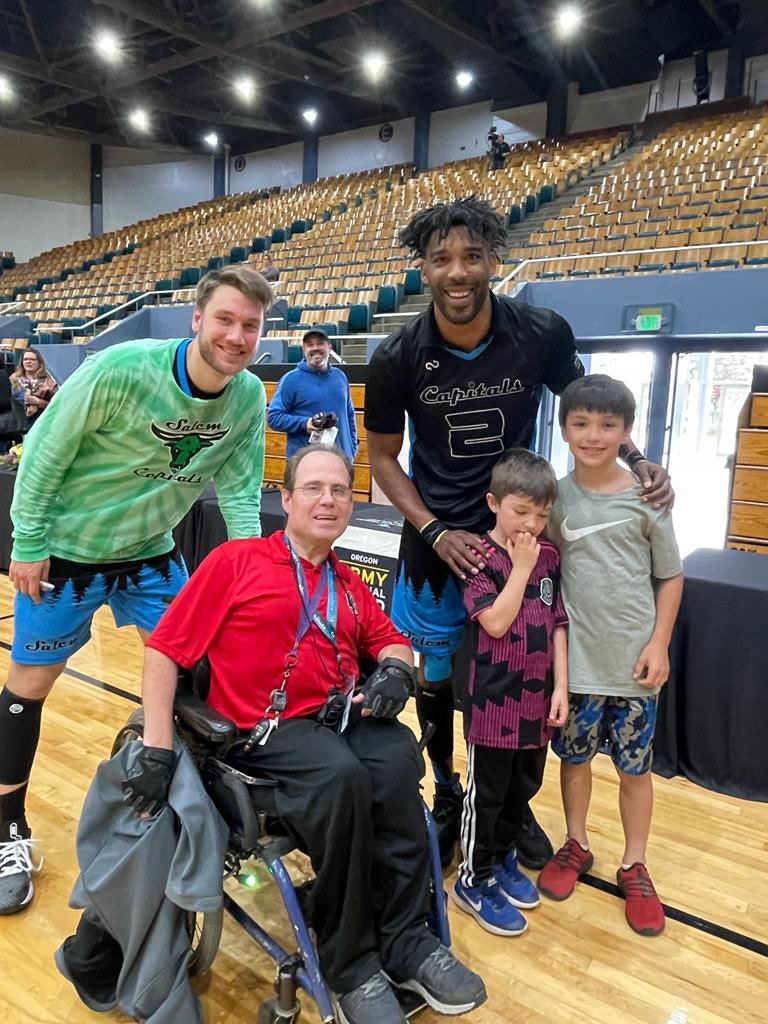 On Mother’s Day my nephews attended their 1st @CapitalsSalem including autographs & pictures with @jasonsmarr10 & Domo Lawrence who also are the asst. coaches for @CorbanMBB #MothersDay2022 #CommunityCulture #GoCapsGo