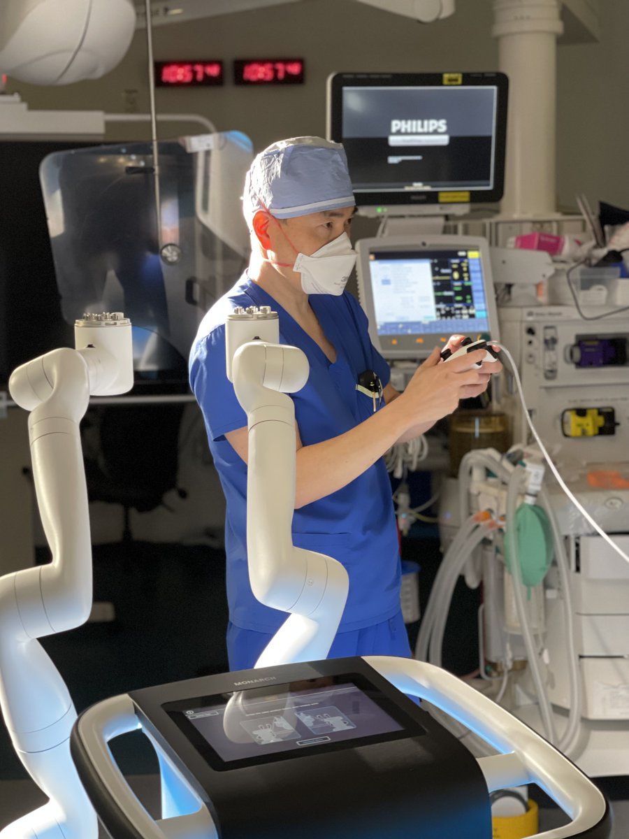 UHN_Surgery's tweet photo. Congratulations to Dr. Kazu Yasufuku and his entire team for performing Canada's first robotic-assisted bronchoscopy to help diagnose a peripheral lung nodule! #innovation #roboticsurgery https://t.co/K3UgeZwtJJ