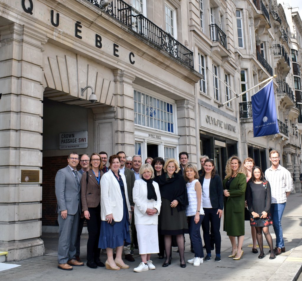 QuebecUK's tweet photo. C'est avec une grande fierté que nous recevons la ministre du @tourisme_quebec, Caroline Proulx, ici à la Délégation générale du #Québec à #Londres.

Durant sa visite, elle s'entretiendra avec de nombreux acteurs clés du tourisme au Royaume-Uni.

Bienvenue @caroaubureau! https://t.co/i70gJvIwLf