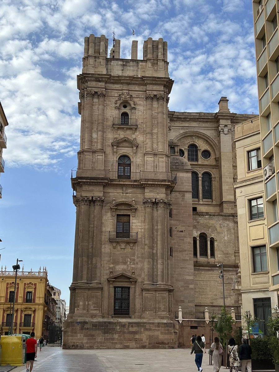 CristobMorales's tweet photo. Desde sede Málaga, cerrando 4ª Jornada del 3er Congreso Virtual #MovimientoDiabetes #CongresovirtualMSD y con el tema estrella FOCUS: La diabetes bajo control @jescribano19 @JosManceraRome1 @SEMERGENAndaluz @MSDEspana https://t.co/Is9aBMtqnB