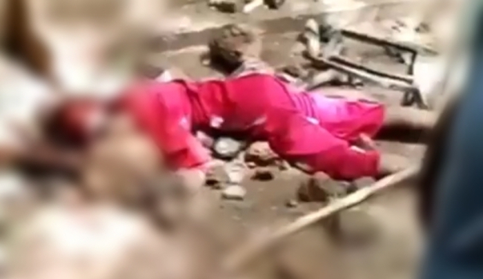 jihadwatchRS's tweet photo. Nigeria: Muslim mob burns Christian student alive for allegedly criticizing Muhammad https://t.co/4mUomVtdk8 https://t.co/5oBWb7lTG5