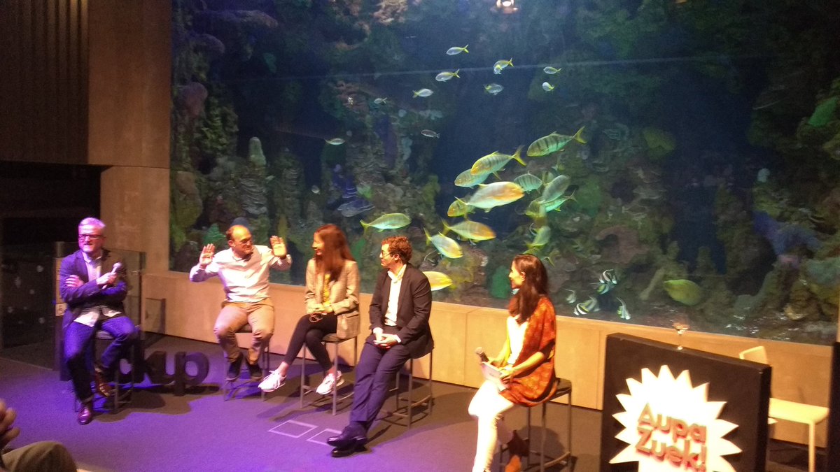 Maravilla de ponentes y de sitio en la vuelta de #fuckupnights y #AupaZuek en <a href="/aquariumss/">Aquarium Donostia-SS</a> con Álvaro Pipo de #ProsixEngineering,  Laura de <a href="/Hagoos_FF/">hagoos</a> e Ignacio Muñoz de <a href="/GrupoAAguinaga/">Angulas Aguinaga</a> 
Eskerrik asko <a href="/Enclavedesolss/">En clave de Sol</a> y #ForodeEmprendedores de <a href="/ADEGI/">ADEGI</a> por organizarlo! 
#emprendizaje