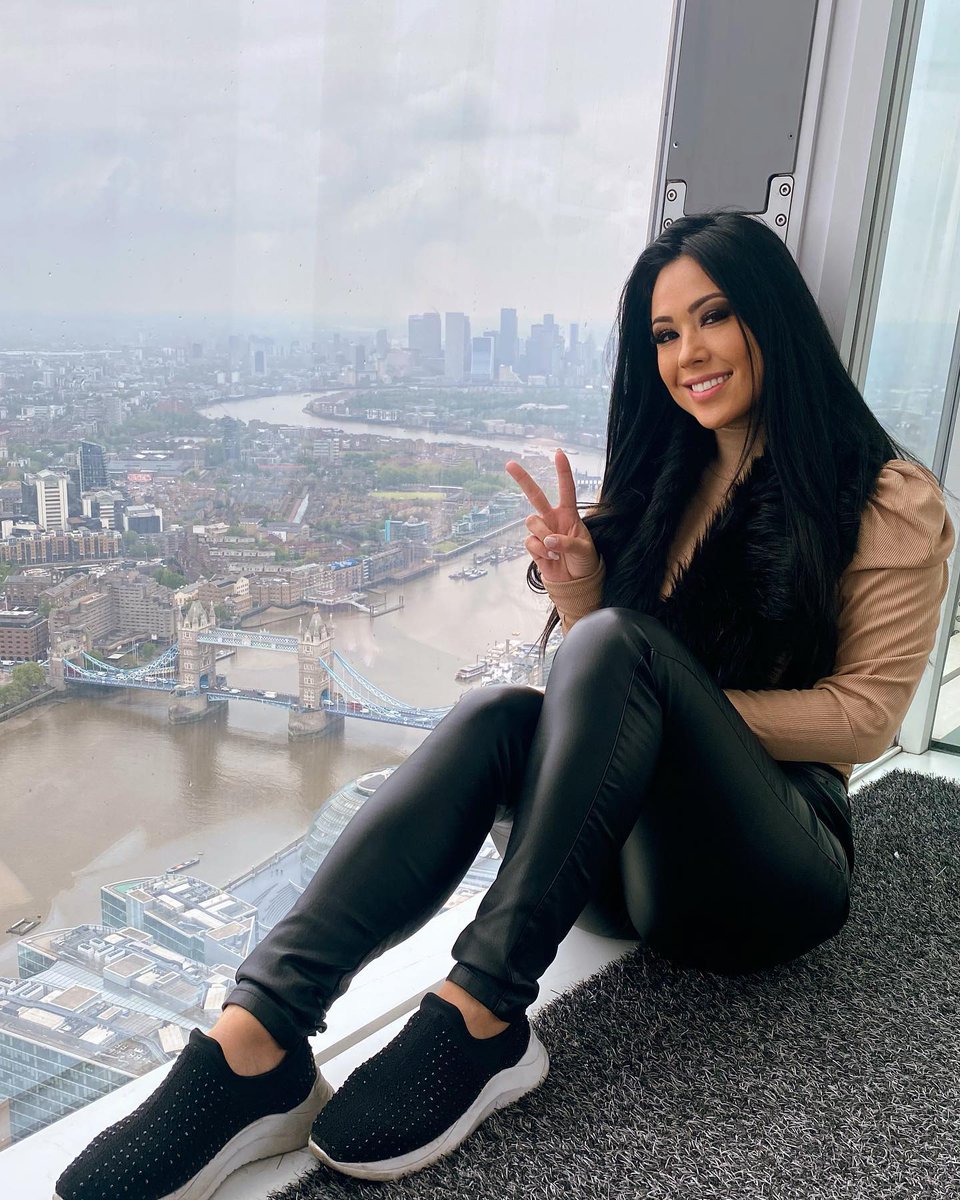 raquel_benetti's tweet photo. 🙏🏻❤️PELA FÉ ⚽️🔥
VEMOS O INVISÍVEL,
ACREDITAMOS NO INCRÍVEL
E RECEBEMOS O IMPOSSÍVEL ! Você crê? Amém!?! #london #theshard #londonlife #sky #londres https://t.co/YwDR06Jp0Q