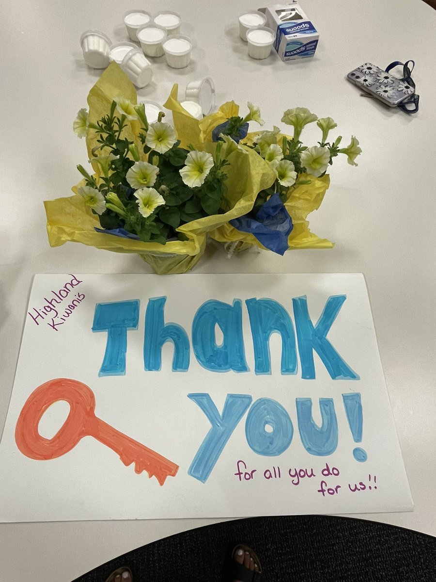 we_dontmakekeys's tweet photo. Huge Thank You to Highland Kiwanis for supporting our club!!! We wouldn’t be the club we are today without them!💙💙 https://t.co/7wfU3fYb9g