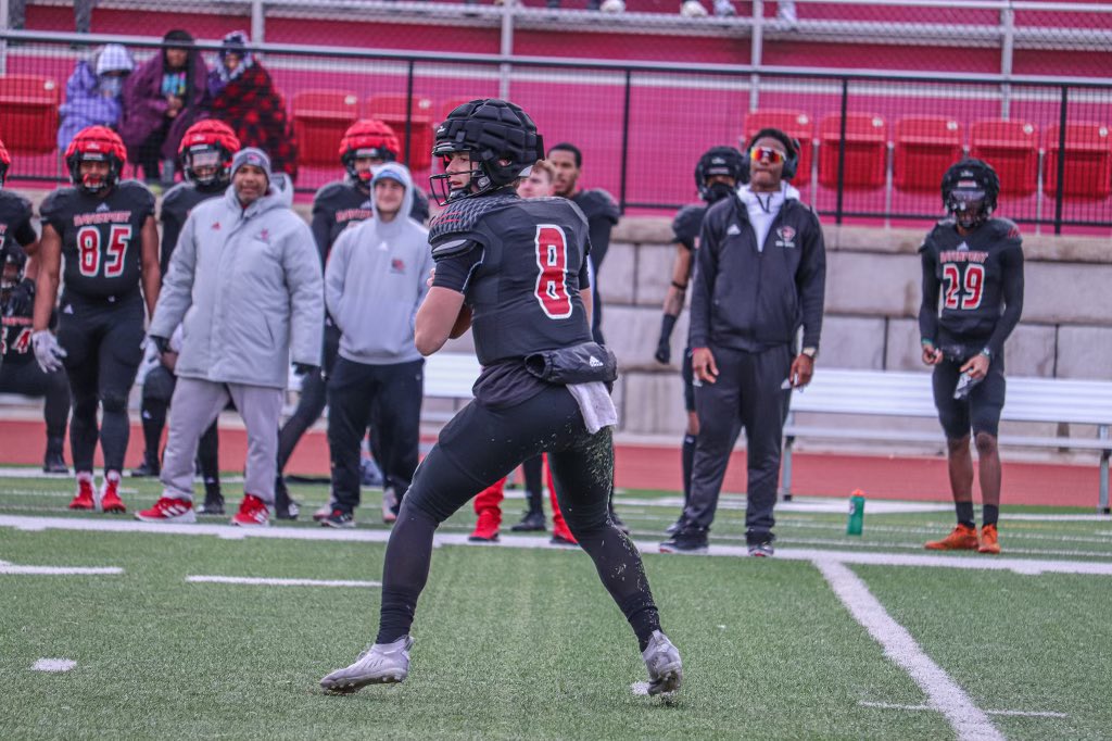 First Semester of College✅
4.0 GPA✅
First Spring Ball✅
17 years old✅
<a href="/DU_Football/">Davenport Football</a>