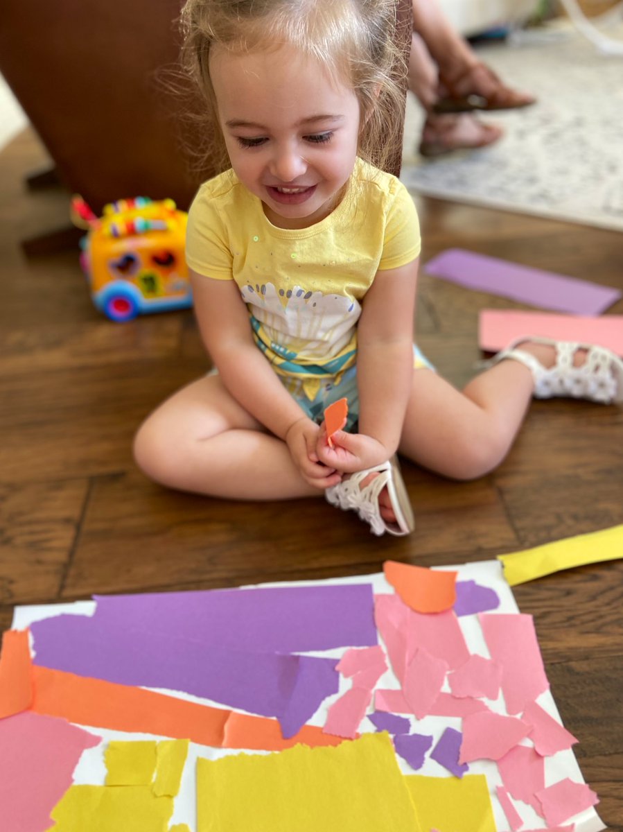 emily_knipe's tweet photo. Working on fine motor skills &amp; meeting the newest member of the family! #parentsasteachers #guidedplay #fecchornets https://t.co/NjwBSqK4kA