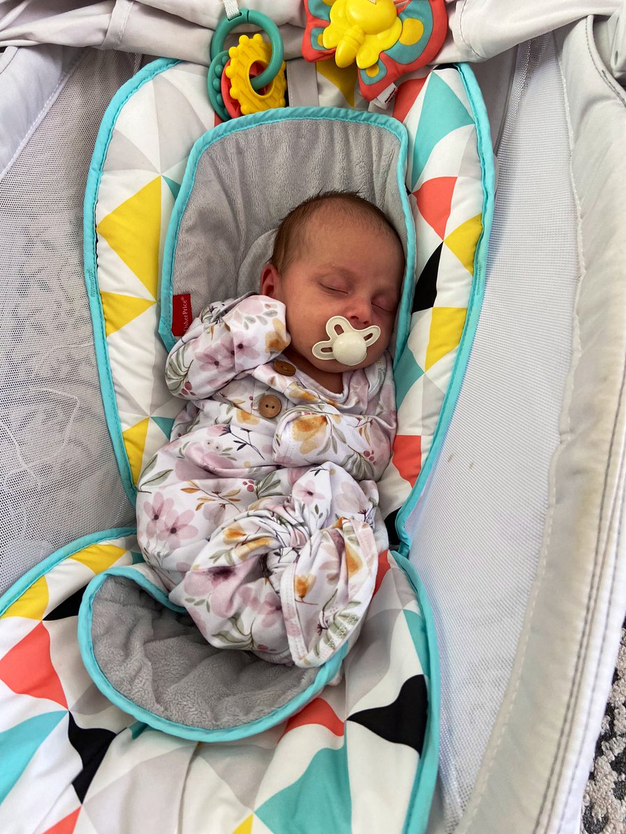 emily_knipe's tweet photo. Working on fine motor skills &amp; meeting the newest member of the family! #parentsasteachers #guidedplay #fecchornets https://t.co/NjwBSqK4kA