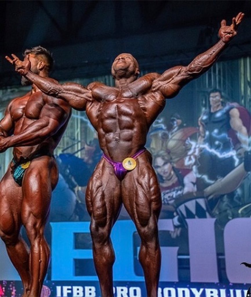 MrOlympiaLLC's tweet photo. Repost from @shaunclarida
•
#TBT

Sick shot I found from the @legionsportsfest hitting my #SignatureShot on stage at the finals.

#GIANTKILLER #212MrOlympia #3 #NoPlanB #UnderDog #IAmTheHungryAthlete #ShaunClarida #IFBB #IFBBPro #Bodybuilding #DreamChaser #CampJansen https://t.co/HfxkL6rIlC