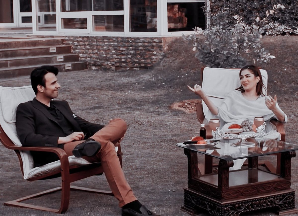 itsmemalakkk's tweet photo. par tere agay kuch bhi nahi sab khaak barabar <3 https://t.co/QqK9Nxlby6