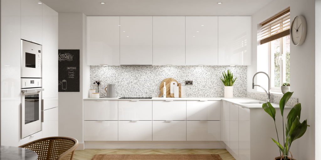 UnitsOnline's tweet image. The Porter is a fantastic kitchen.  Available in both German inspired true handleless style or a layon door with handles.  Porter is available in both matt and high gloss in a wide range of colours.

unitsonline.co.uk/second-nature-…

#porter #truehandleless #unitsonline #matt #highgloss