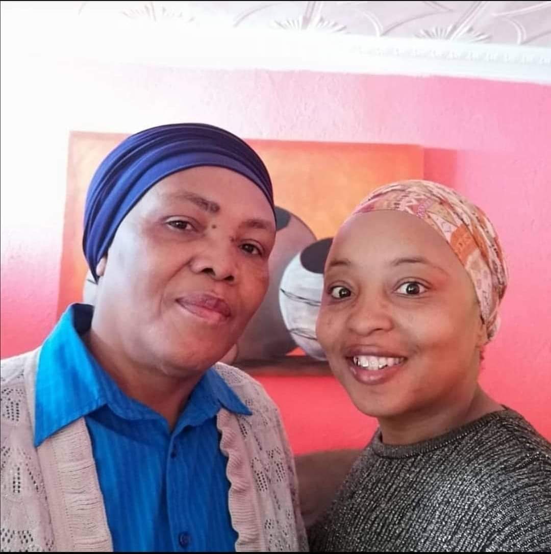 HerQueenGirl's tweet photo. @perfectchoicesa I admire my mother @IamMaropene she is magnificent, she always points me to the right direction and she inspires me to become the best version of myself #PerfectMom #HappyMothersDay @perfectchoicesa https://t.co/AkhO46detP