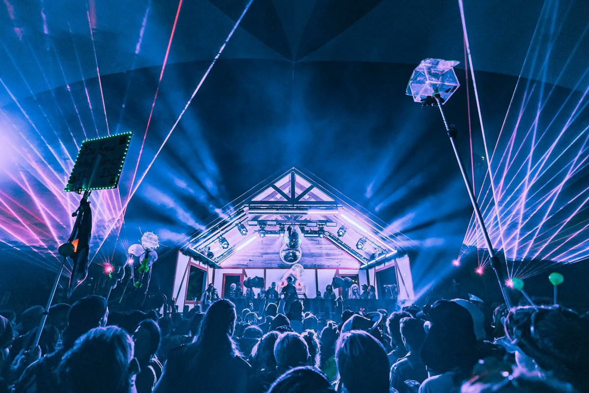 EDMIdentity's tweet photo. Will you be getting your fill of the good vibes @DirtybirdCamp has to offer this year?ย Enter our contest for your chance to win passes!
#Dirtybird #DirtybirdCampout
https://t.co/q0I0ZmaI00 https://t.co/9PMgv1FNnF