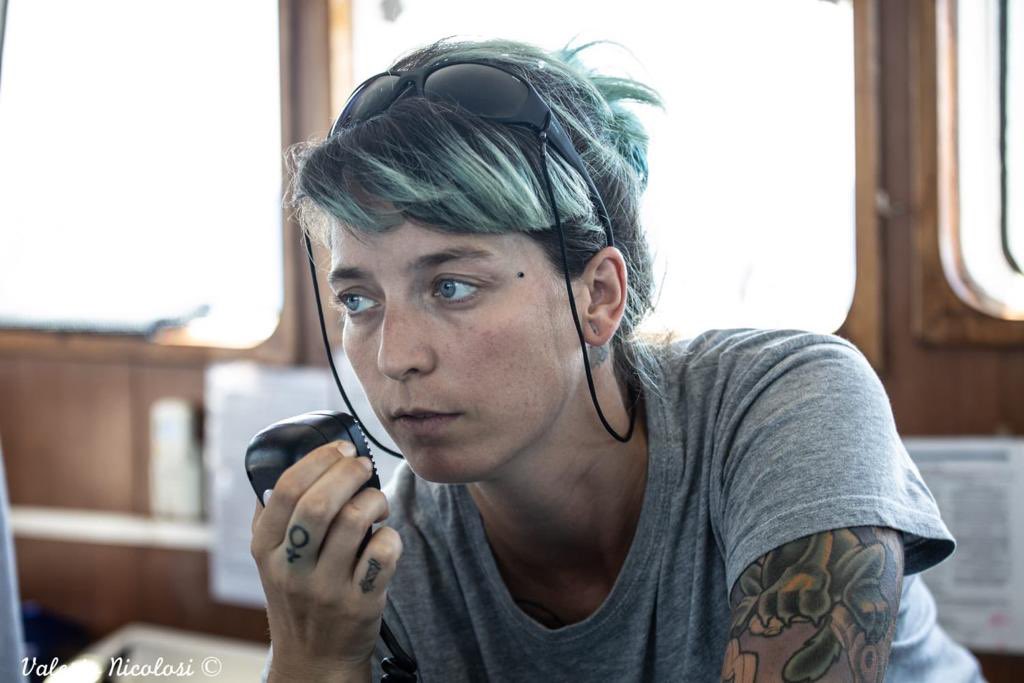 Mañana juicio contra Matteo Salvini por secuestro de personas y abuso de poder al prohibir desembarcar personas rescatadas en agosto 2019. Su defensa me llama a declarar como jefa de misión de <a href="/openarms_fund/">Open Arms</a> en el momentos de los hechos. 
Que ningún culpable quede impune.