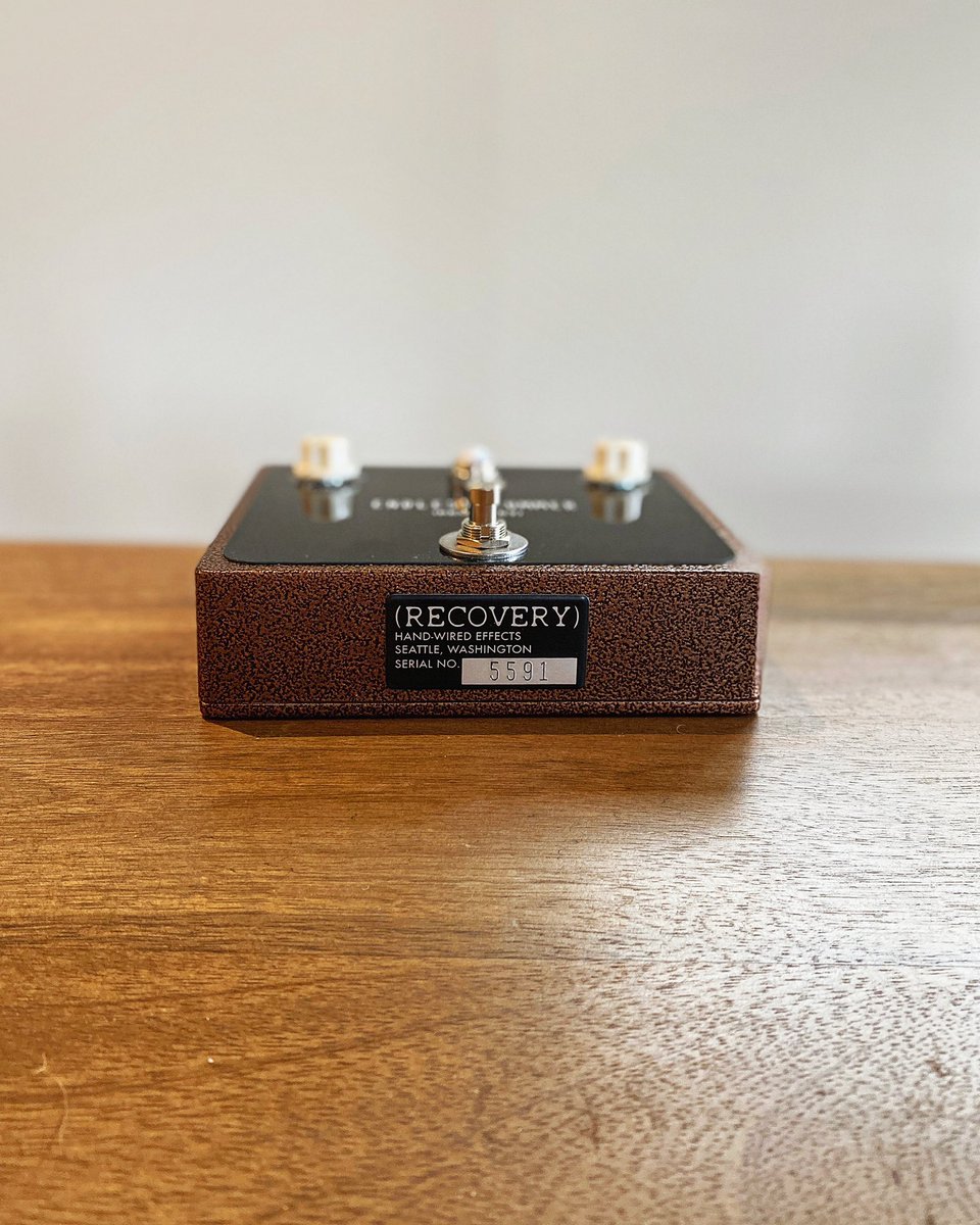 RecoveryEffects's tweet photo. Mark your calendar, May 16th, we’re releasing a limited edition Endless Summer pedal on @reverb - nothing says summer like the glow of copper hammertone! ☀️
Endless Summer real spring reverb pedal: https://t.co/4scZAZ2J7D
#recoveryeffects #reverbpedal #makermay https://t.co/fz46tpHale