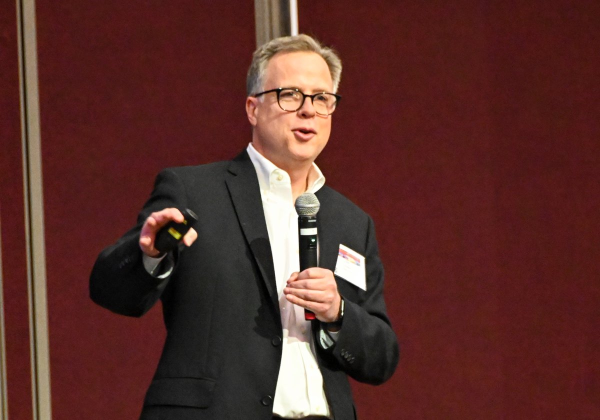davidboraks's tweet photo. A disruptive idea for shifting to clean energy: local solar. @bnussey @FreeingEnergy spoke at NC's recent State Energy Conference. Also, an update on plans for a new #lithium mine in #GastonCountyNC. In my weekly @WFAE #climate newsletter. Read/subscribe https://t.co/RLhWAMuxHA https://t.co/O3FZvfFnq5