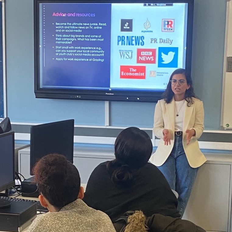 Cardinal Pole tweet media