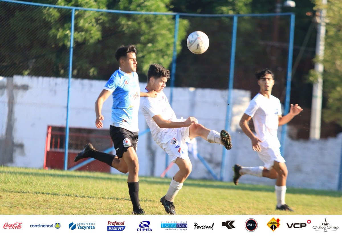 CanteradelTrico's tweet photo. #CanteraTricolor 🔴⚪🔵
#catSub18 ⚽️🙋🏻♂️
🏆 Torneo #Apertura2022
¡Final del partido!
#NACIONAL 1 🆚️ 3 Resistencia
📌Gol: 34' ST Martín Benítez
#VamosLaAcademia https://t.co/chAMWRjGFd