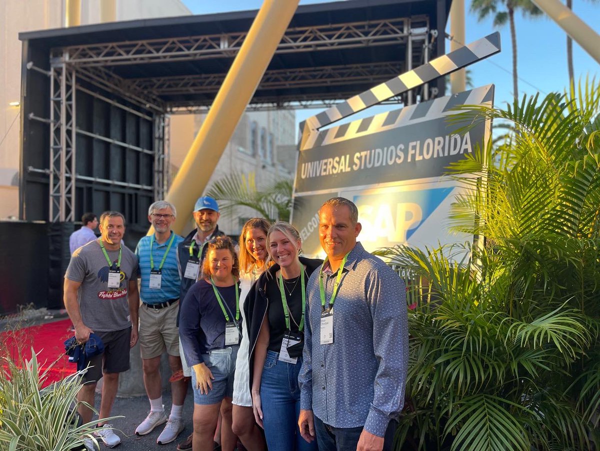 ahmarketer's tweet image. Thanks for a fantastic celebration night #SAPSapphireOrlando the @BeameryHQ team thoroughly enjoyed! Can’t wait to see the growth we have together with @successfactors team.