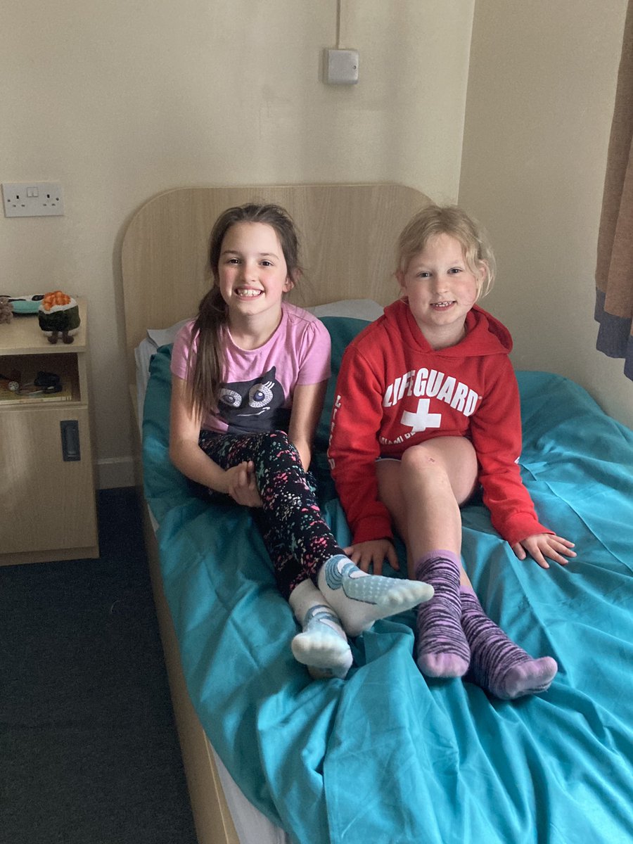 ManorHseSchool's tweet photo. Bed making and sorting out our bedrooms. #IndividualChallenge https://t.co/MYHAPD2iWw