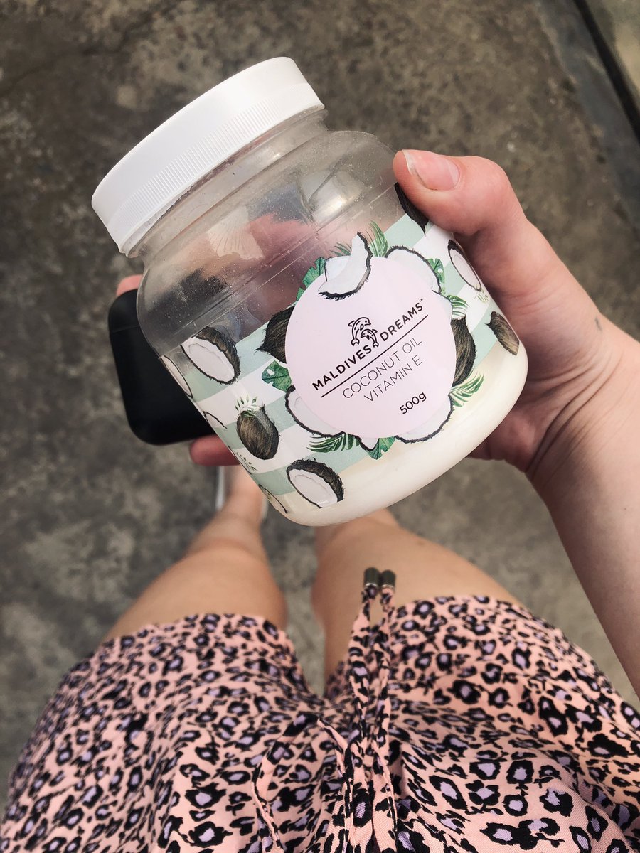 malyanegrich's tweet photo. Я, когда только почувствовала тепло в мае 🧴👙 https://t.co/UsnkWyRlUR