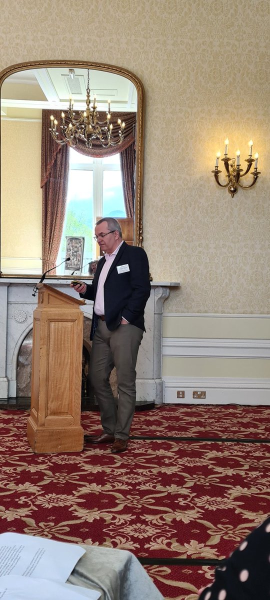 <a href="/gabriel_oniscu/">Prof Gabriel Oniscu</a> outlining the impressive developments around liver transplantation. <a href="/ScotSocGastro/">SSG</a> <a href="/ESOTtransplant/">ESOTtransplant</a> @victoria_moffat