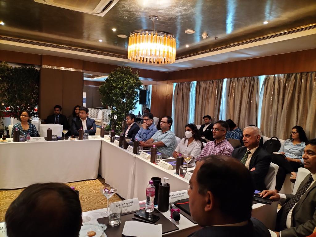 ORFMumbai's tweet photo. @USAndMumbai @orfonline We thank all participants who joined us for the roundtable discussion 

@_SiddSharma, Chetan Savla, @HindujaF, @shomhinduja, @bodhankar, Akalpit Gupte, Rajeev Kumar, @samcities, @SanjeevKJIAS, @RahulBajoria_, Ramesh Bothra, @theidlethinker, @AvniAgl, @AmitBhandari79

(2/3) https://t.co/U5ZOcdiiHn