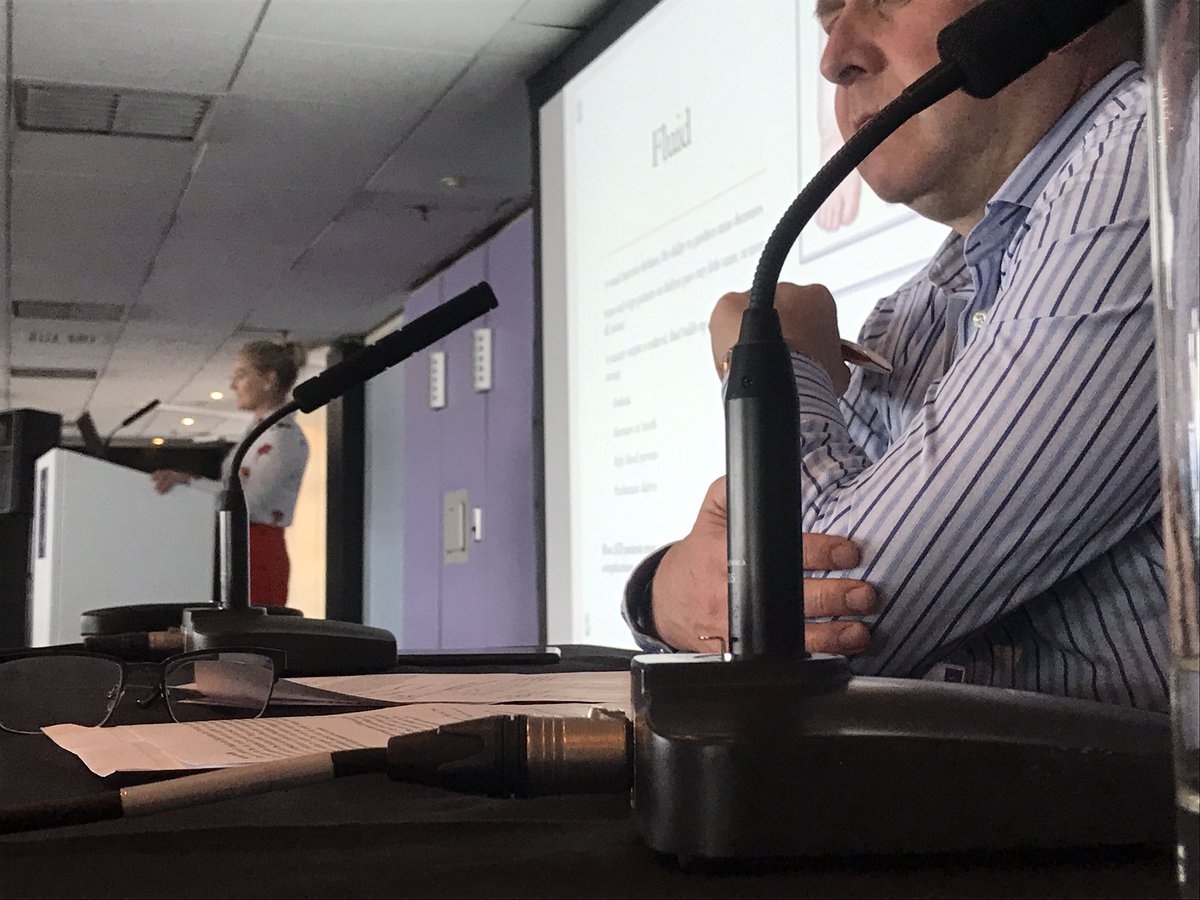 Martinfox2000's tweet photo. @krishpod7 @NatWoundStrat @RoyColPod @footindiabetes @Debbiesharman @drewsharpy7 @jo_casey1 @Darciedot Day 2 - excited to help represent the best of podiatry, at the Primary Care Conference with some superb speakers #proudtobeapod - listening now to @noela_mullan on the huge challenge that is lower limb & renal disease, with my vascular diagnostic props at the ready π©Ί #fullhouse https://t.co/5FwBzKKk7j