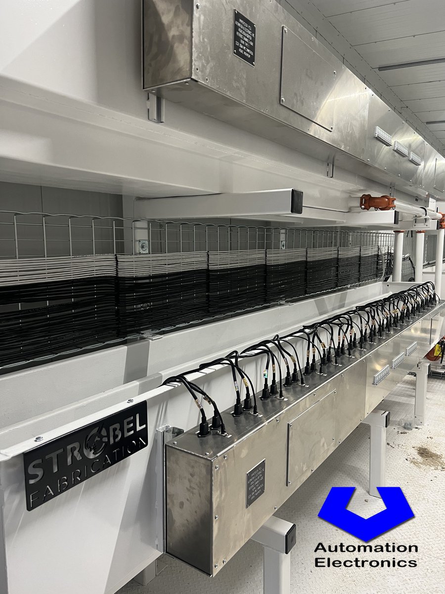 TannerHank's tweet photo. It was great to have @SenLummis visit and tour both A&amp;E’s immersion mining pilot facility and progress on our current industrial scale units! We know the senator is working hard on these topics in Washington and we loved being able to show her what's being done here in #Wyoming! https://t.co/oD4VRVYJNU