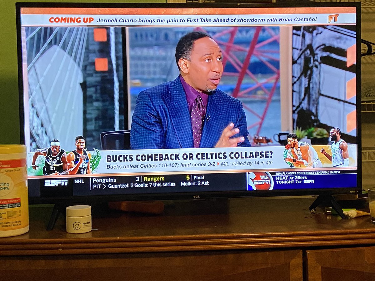 LEcutioner's tweet photo. @stephenasmith looking fresh this morning. Loving the color combo. That tie… is 🔥 #firsttake #fashion #stephenasmith #mollyq https://t.co/ni7CCQQcTw