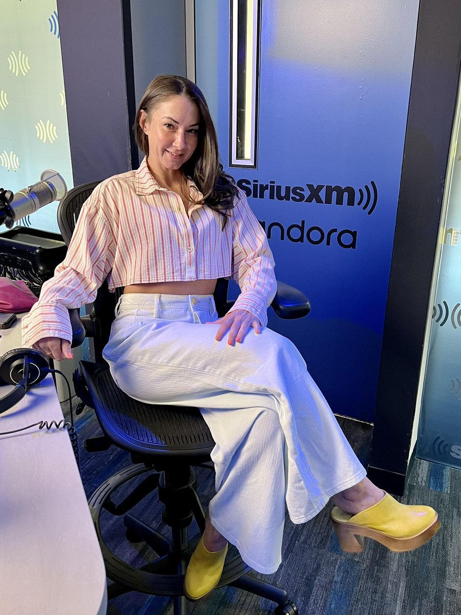 She’s late and hiding a stain on her pant but @KFreehams is here on #JimAndSam!