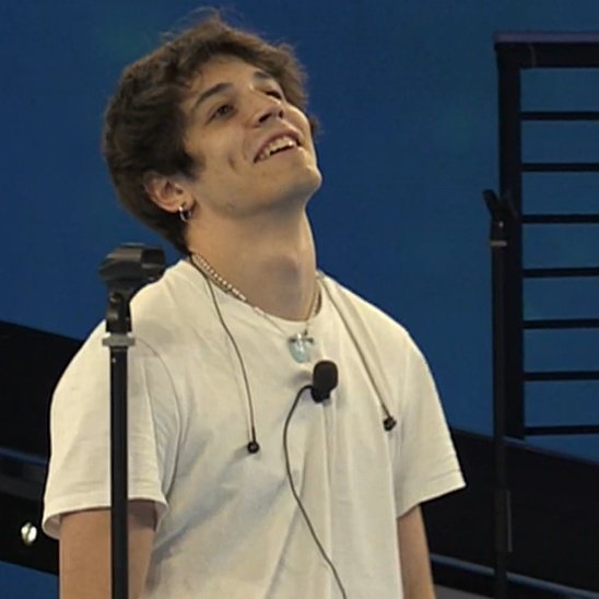 pezziviaconme's tweet photo. 🤏🏻
#Alex #amici21 https://t.co/6WBlVB8bDd