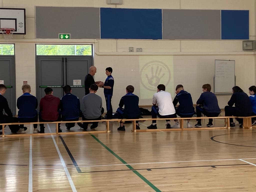 ComeraghCollege's tweet photo. Our TY students engaged in a very important workshop yesterday from Close Encounters Self Defence. The students really enjoyed this work shop and have all learned an essential skill for life. #SDG4 #etb_sdgs @TipperaryETB @ETBIreland https://t.co/uY6aVUOIz2