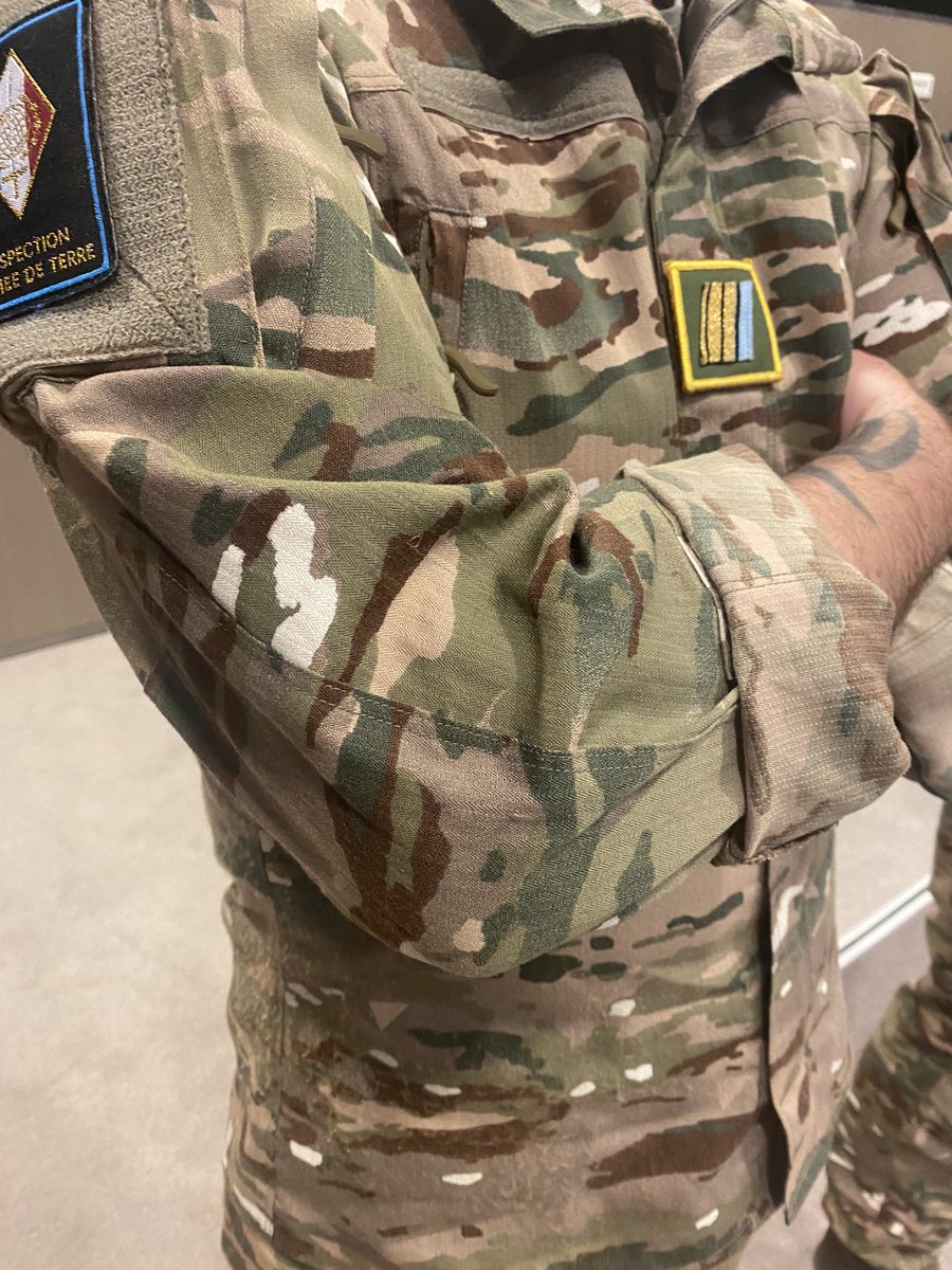 Info uniforme: Ce nouveau camouflage « multi-environnement » remplacera les  bariolages désert et centre Europe dans les armées françaises à partir de  2024, annonce le ministère #AFP ⁦@AJDPresse⁩, image size:900x1200