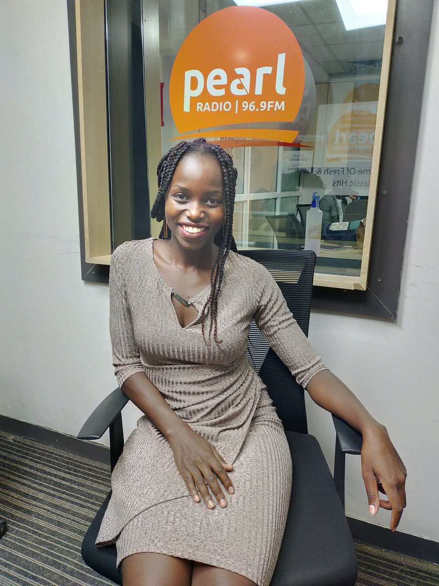 PearlRadioKe's tweet photo. #CreativesCorner Meet  @LyndaSungu A scientist,a  full-time entrepreneur and a business builder in the health and wellness industry, and a part-time dancepreneur teaching afro-latin dances in Nairobi. 

#THECREATIVES 
#PearlOverdrive
#PearlRadioKe https://t.co/Xtv0AlefsL