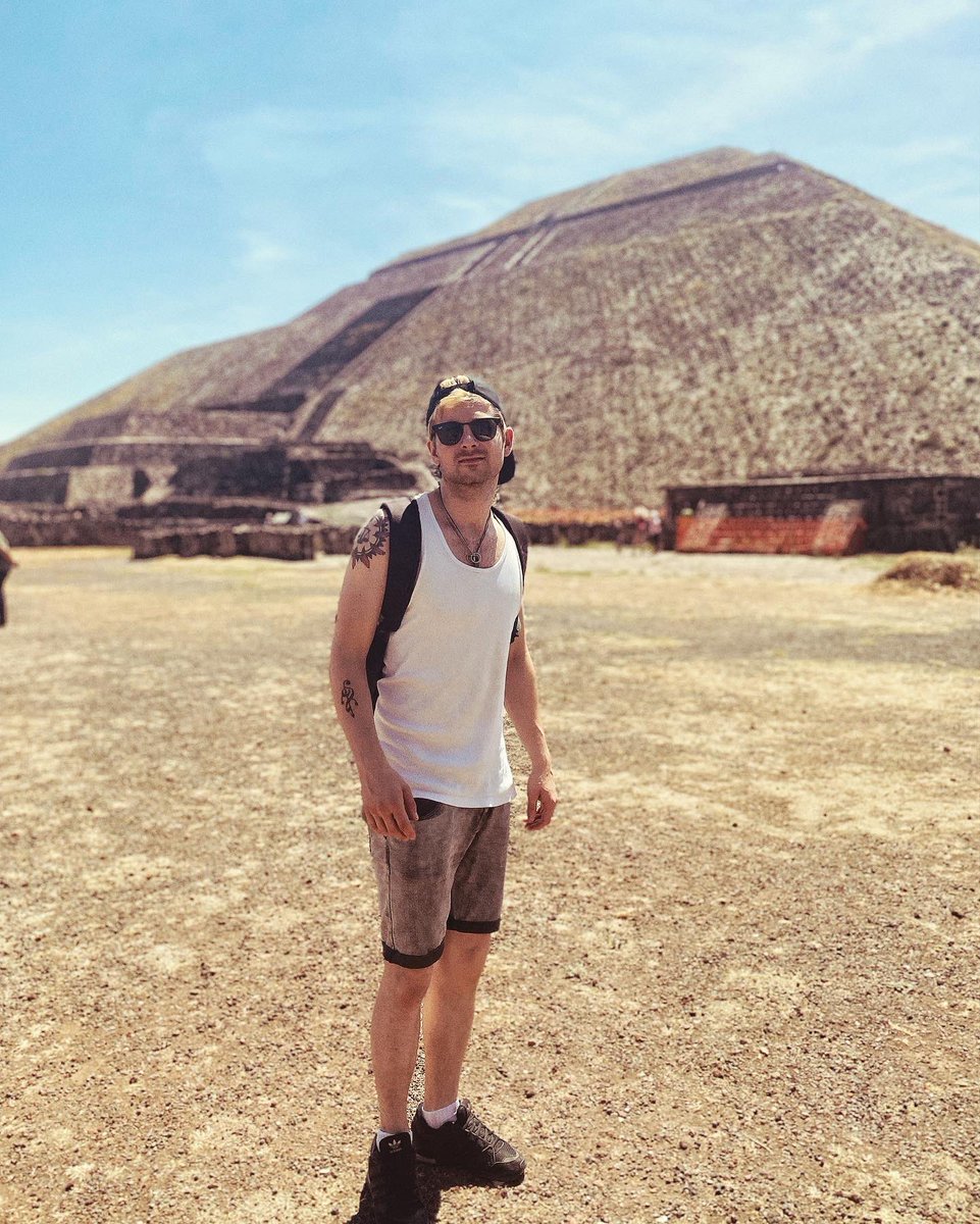 calvalouise's tweet photo. And just like that 2 months have passed.. we are now on our way back to the UK but we couldn’t leave beautiful Mexico before going to one of the most amazing places on Earth: Teotihuacán. We hope we can come back soon to keep on living adventures on this beautiful continent❤️ https://t.co/4m50Q8E2mW