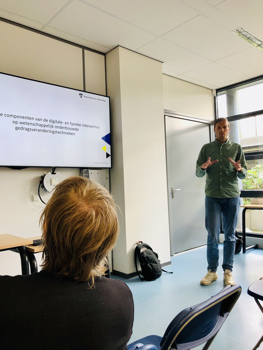 stevenmauw's tweet photo. ⛹️‍♂️Vandaag op de Dag van het Sportonderzoek @DSO_2021. Met waardevolle bijdragen van mijn collega’s van het @HvA_lect_BIOS en de oproep om meer samen te werken aan gezond opgroeien en een gezonde generatie💪🏻 https://t.co/1a5ce5FNVF
