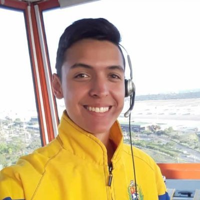 PCV_Venezuela's tweet photo. 📃 [#COMUNICADO del Comité de Familiares y Amigos de los Trabajadorxs Presxs] 

Réplica al Fiscal General de la República, Tarek William Saab @TarekWiliamSaab por el caso del Controlador Aéreo Guillermo González

🔴 Lee aquí: https://t.co/xgxeVd7HK3 https://t.co/IzoXKbr5It